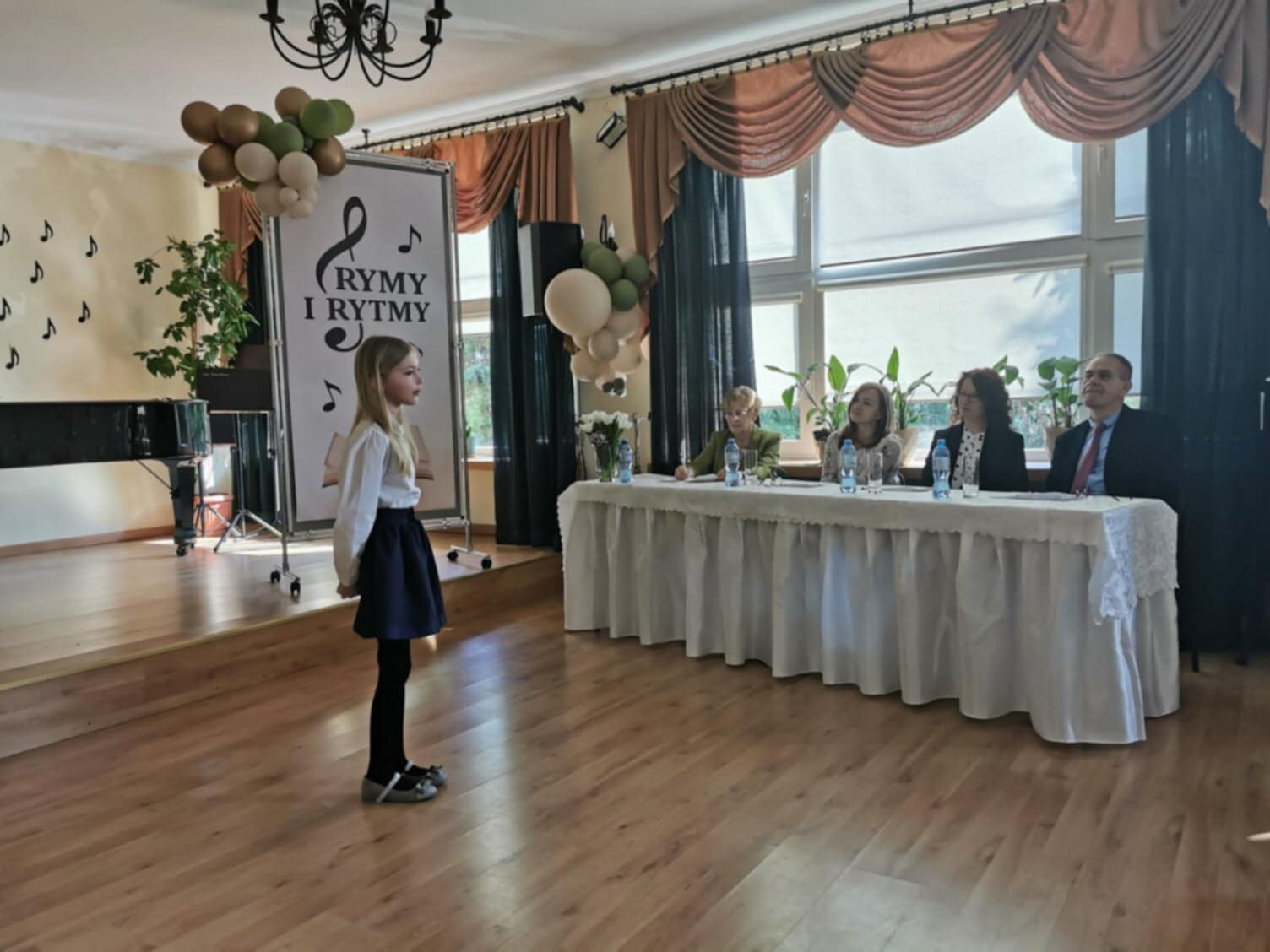 "RYMY I RYTMY" – poetycka energia w najlepszym wydaniu!