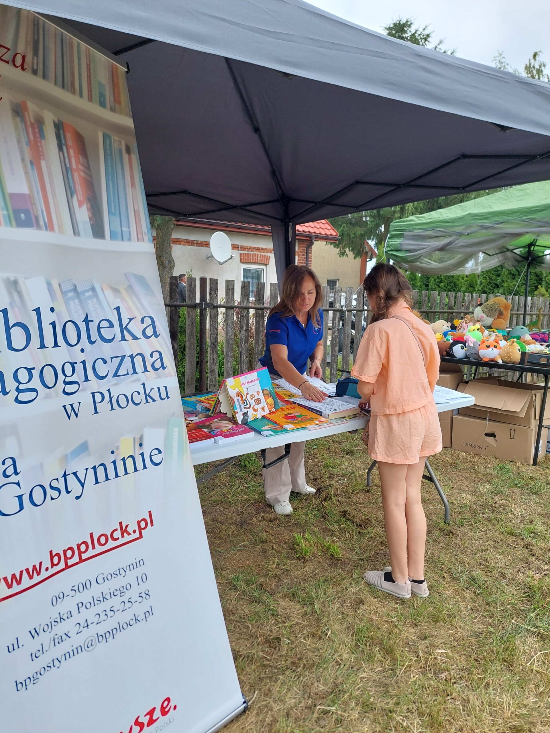 Biblioteka na VI Pikniku Integracyjnym Fundacji EFOP